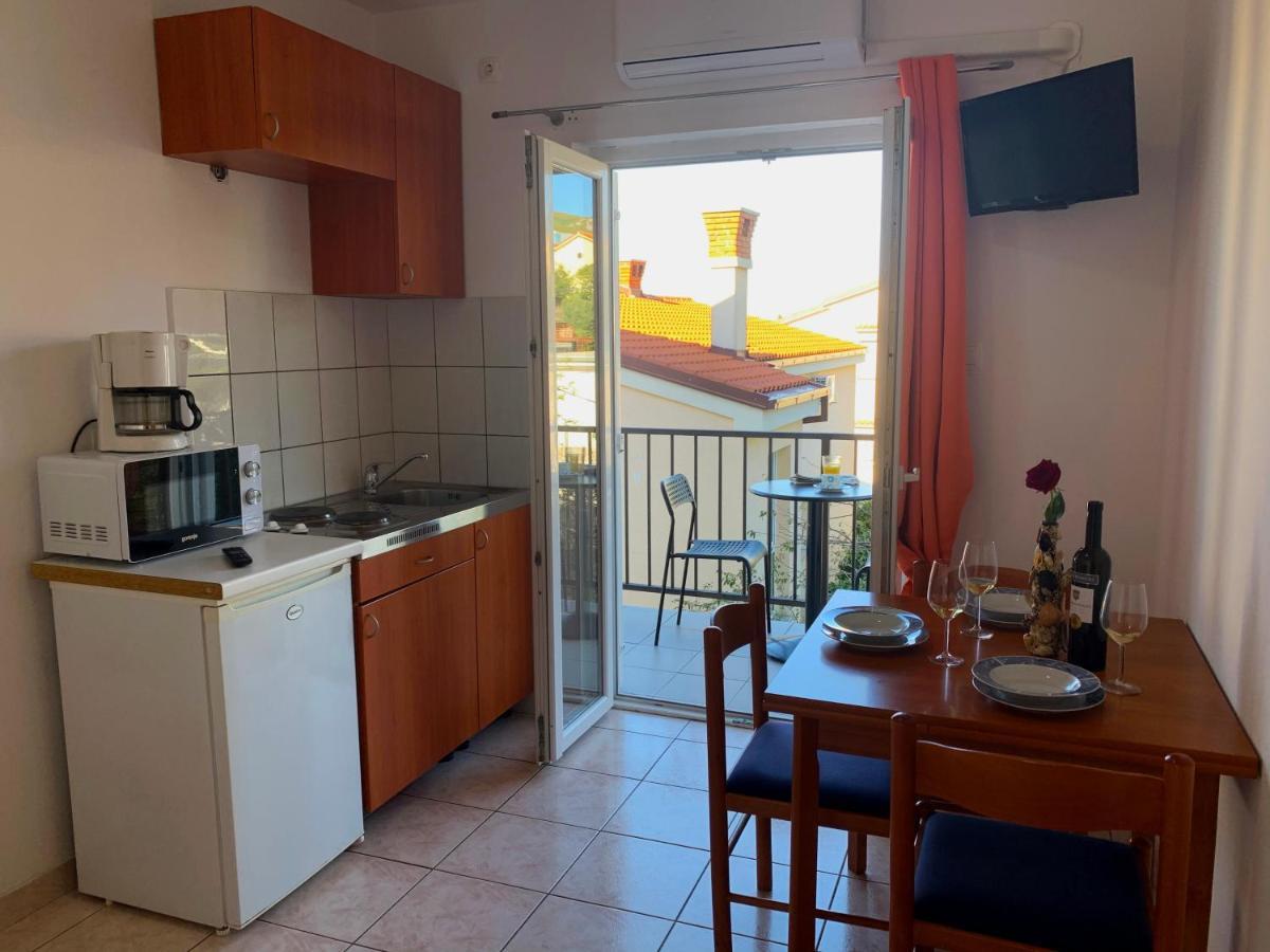 Apartments Julija Crikvenica Esterno foto