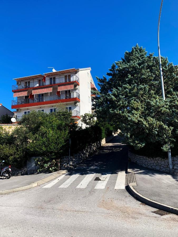 Apartments Julija Crikvenica Esterno foto