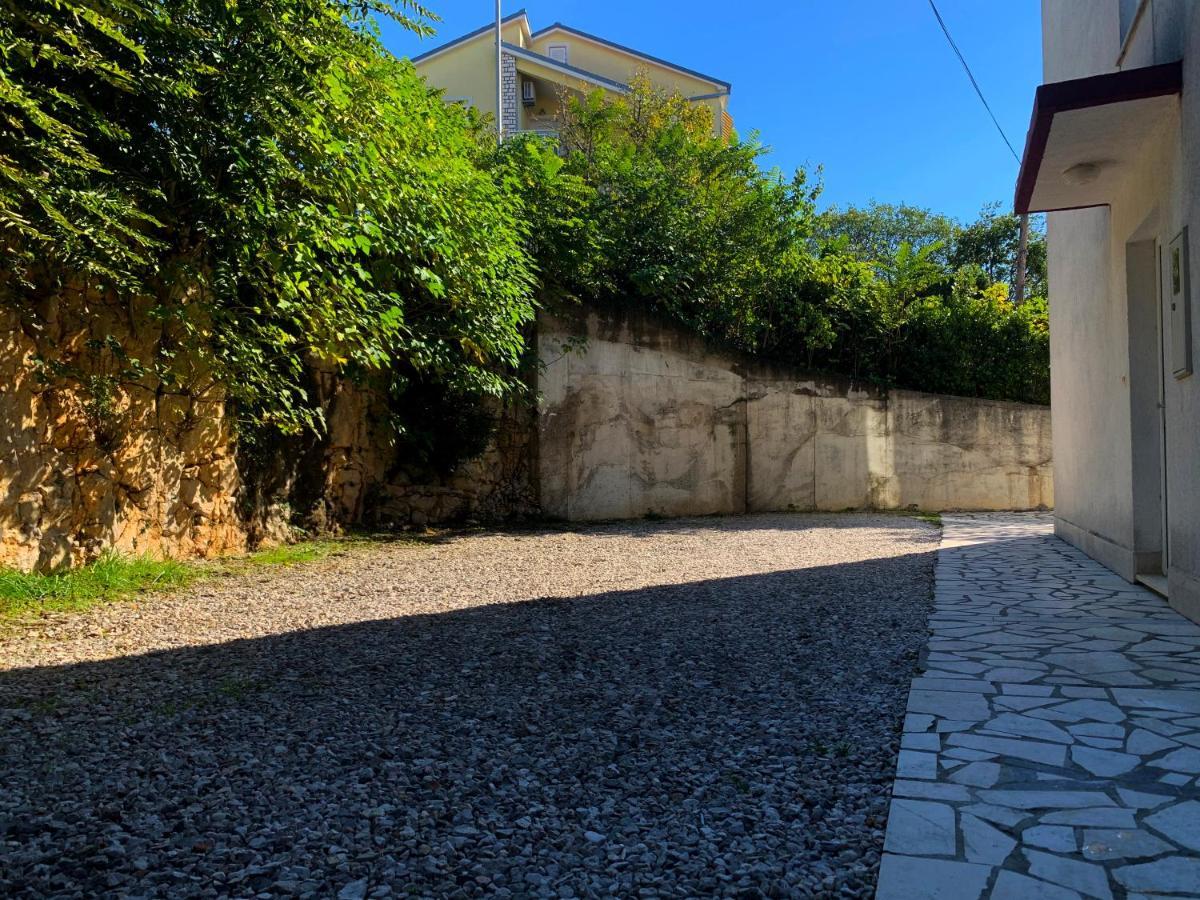Apartments Julija Crikvenica Esterno foto